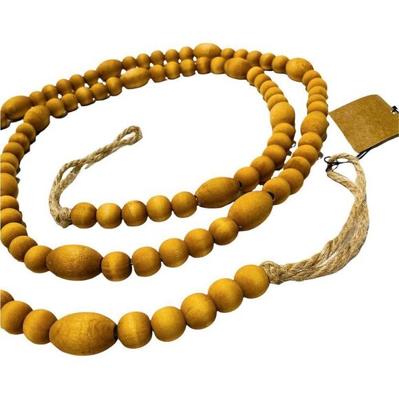 Paulownia Wood Bead Garland - Picture 5 of 5